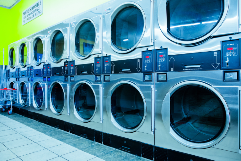 Dry Cleaner